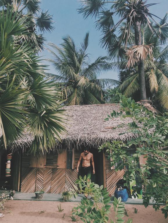 Sun Wind Beach Kalpitiya Kite Resort Exteriör bild